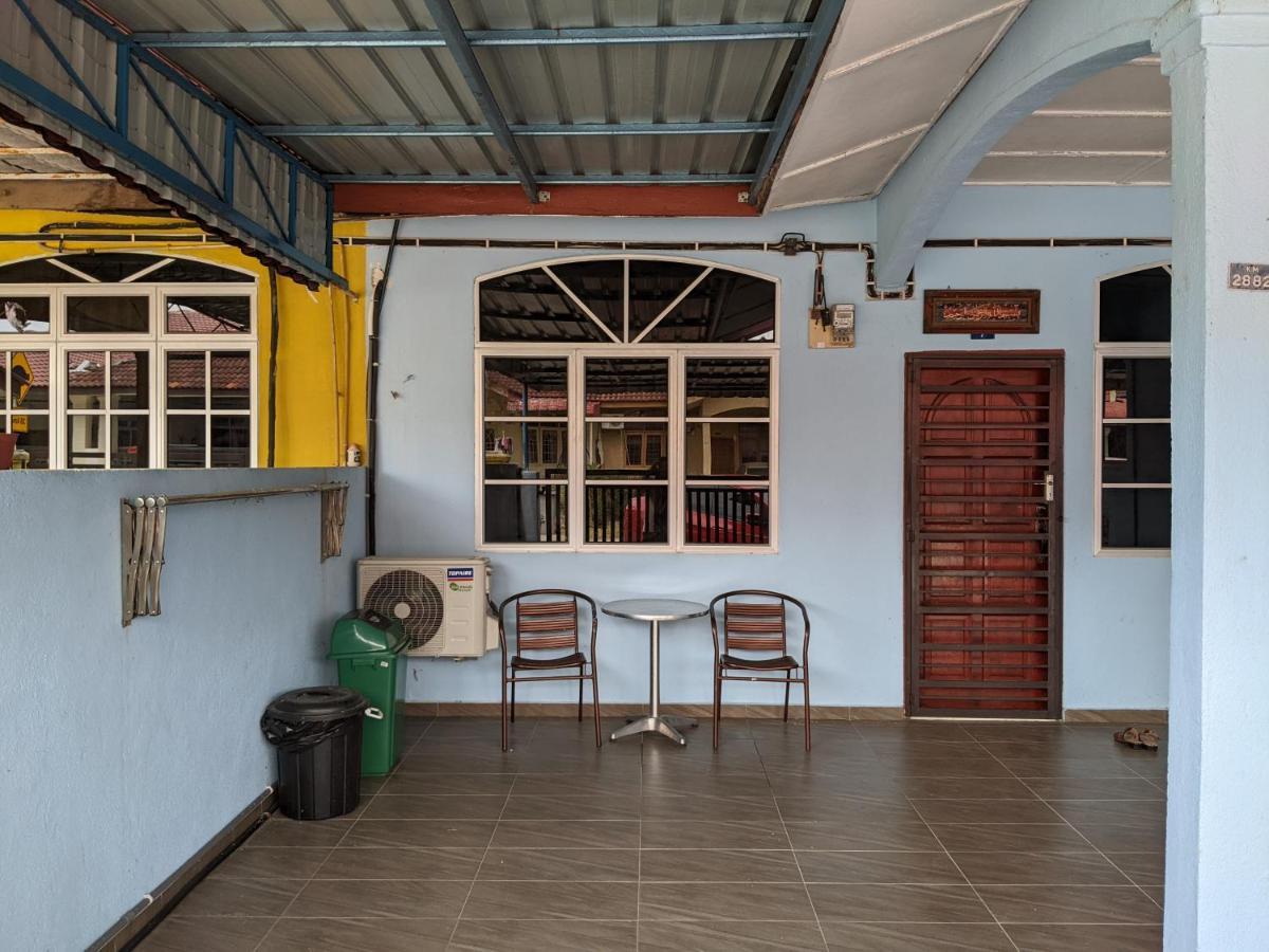 Aryani Homestay Kampong Kelemak 객실 사진