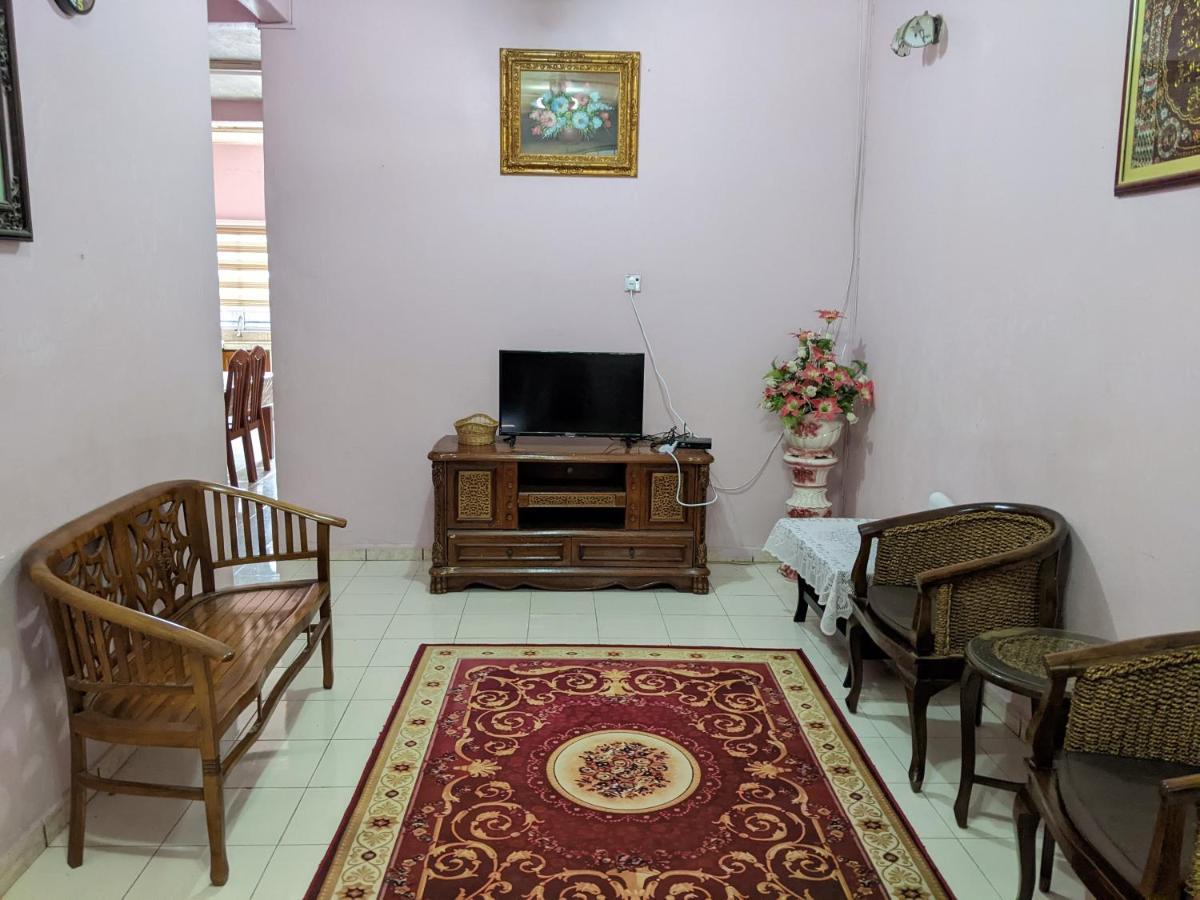 Aryani Homestay Kampong Kelemak 객실 사진